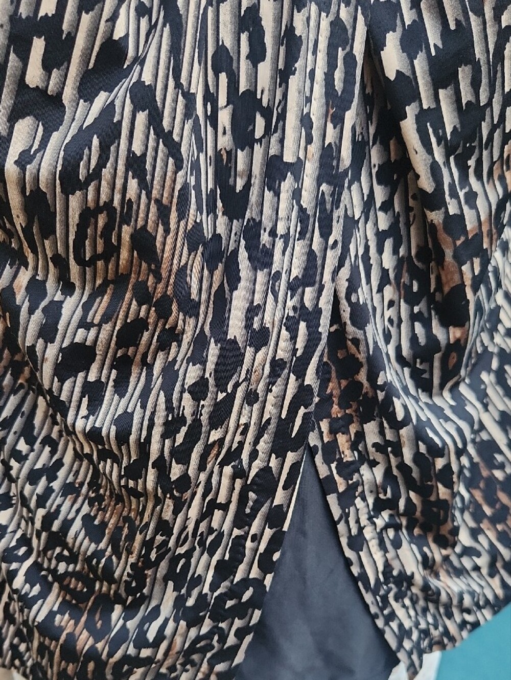 Miraclesuit Animal Print Pleated Tankini Top. 14 & 16 Avail! - Picture 11 of 14